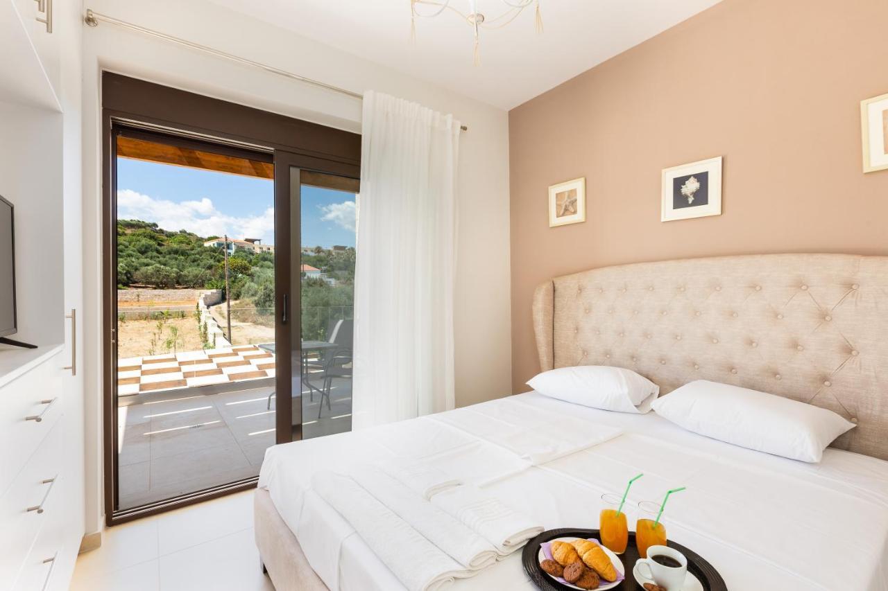 Eudora Luxury Stone Villa อัลมีรีดา ภายนอก รูปภาพ