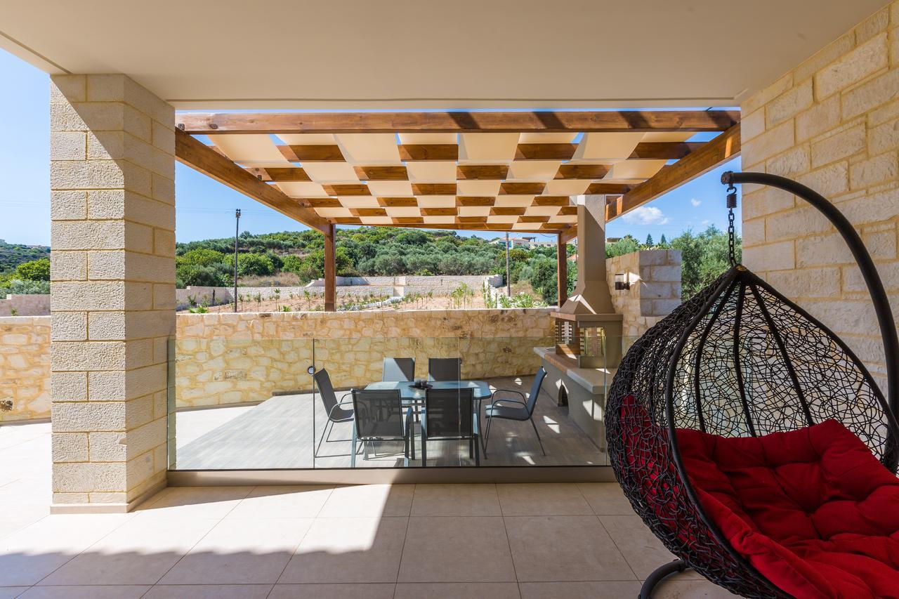 Eudora Luxury Stone Villa อัลมีรีดา ภายนอก รูปภาพ